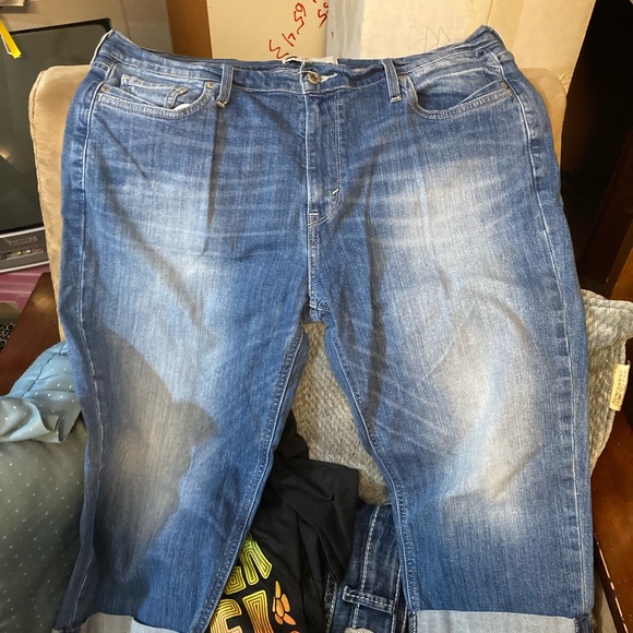 Womens jeans and capris - Picture 5 of 7